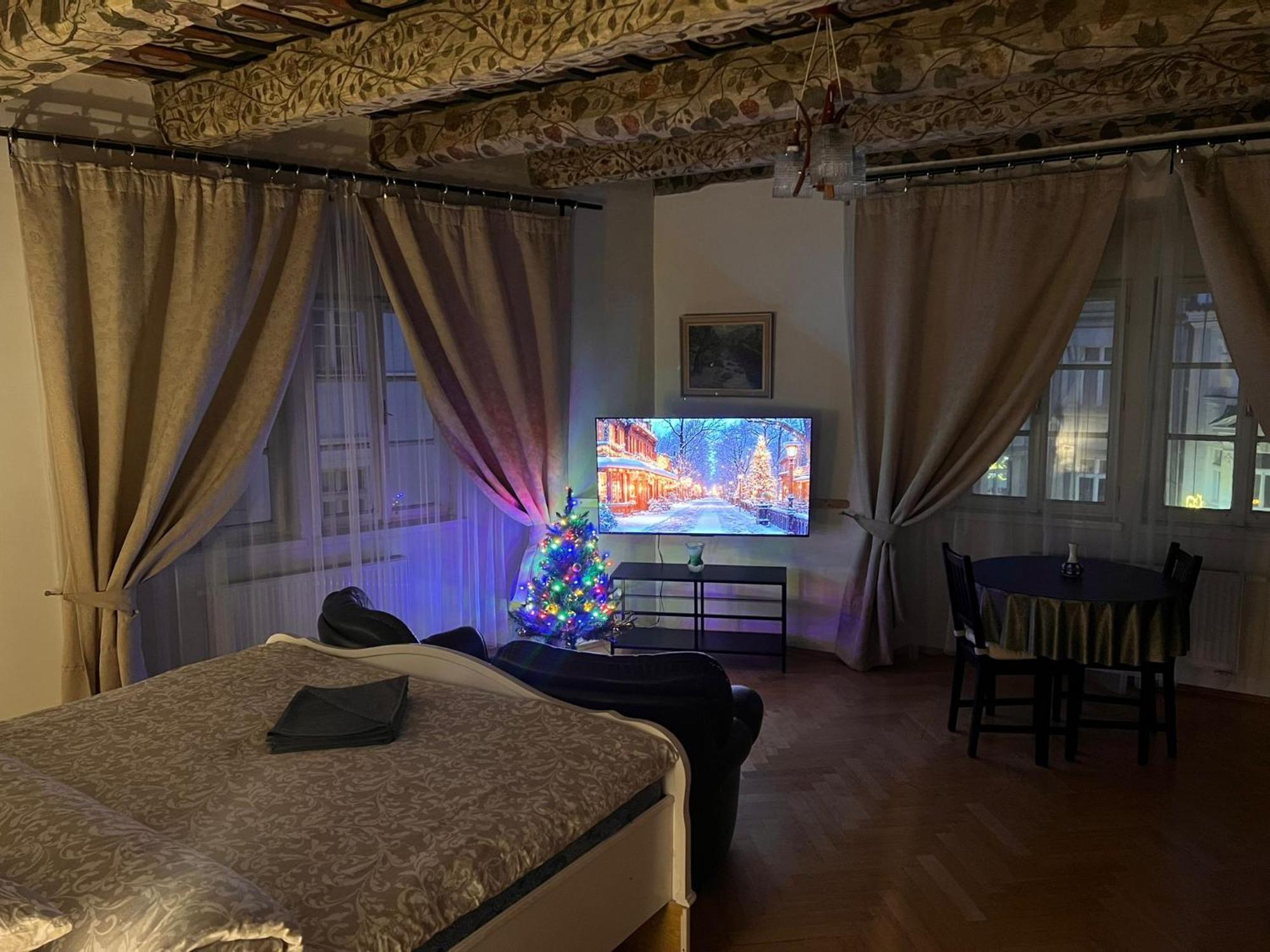 Апартаменты At The Blue Lion & Parking Assistance Прага Экстерьер фото